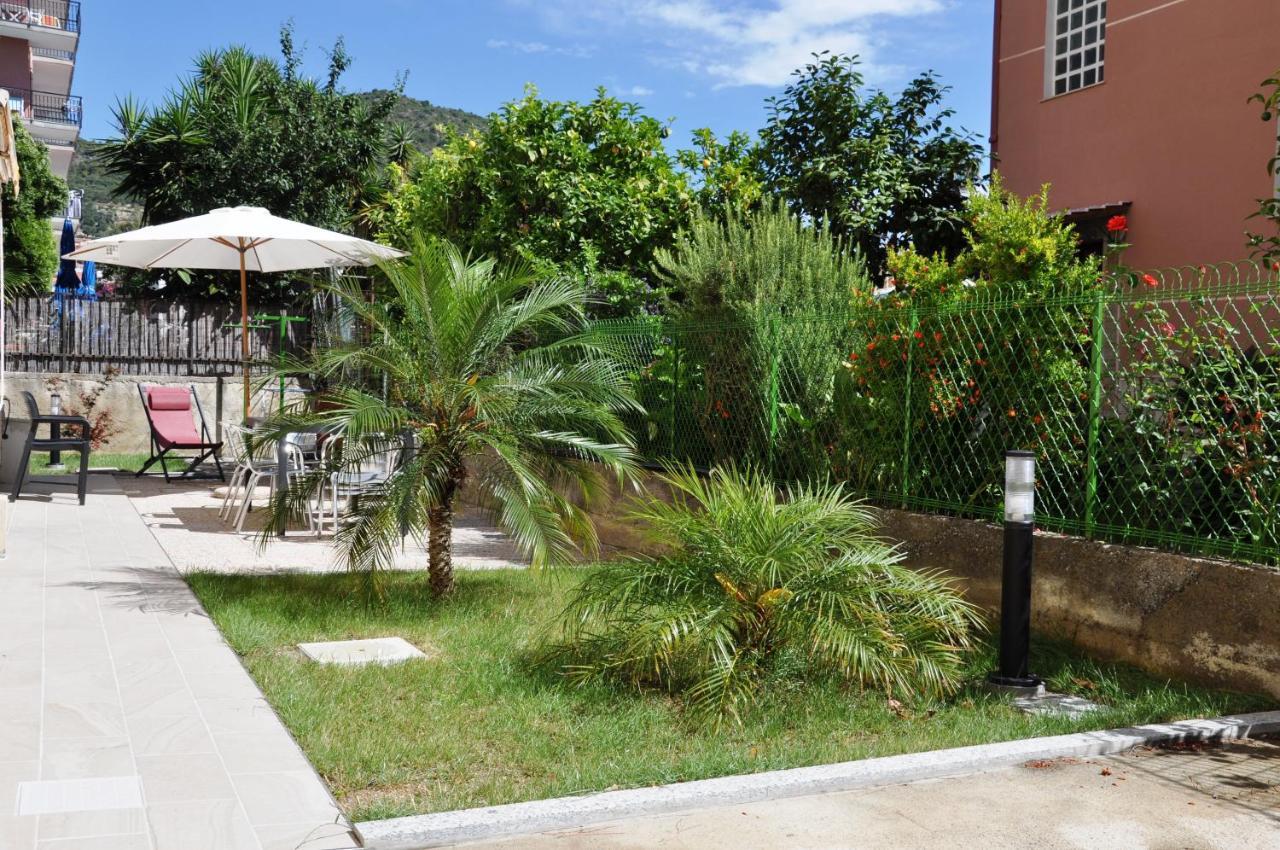 Via Battisti 231 1 Apartment Pietra Ligure Exterior photo